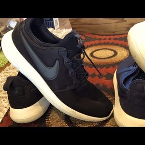Nike shoes, size 13, in black
